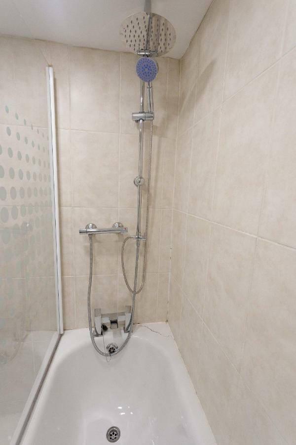 Beech House Apartment ลีดส์ ภายนอก รูปภาพ